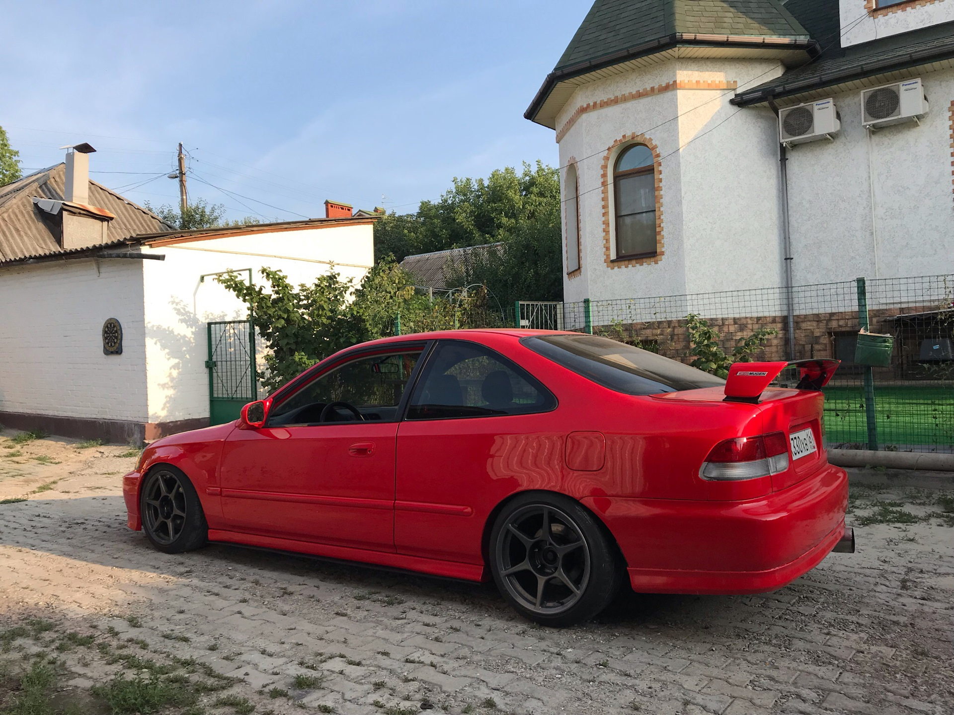 Honda Civic 6 Coupe Р±РµР»С‹Р№ 1080 2400