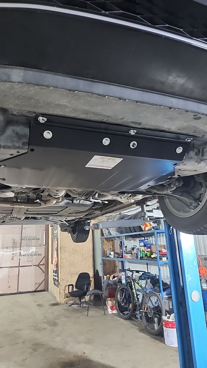 Замена защиты картера Honda FIT GK3 — Honda Fit (3G), 1,3 л, 2019 года ...