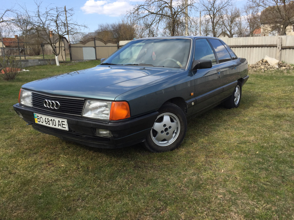 Фото в бортжурнале Audi 100 (C3)