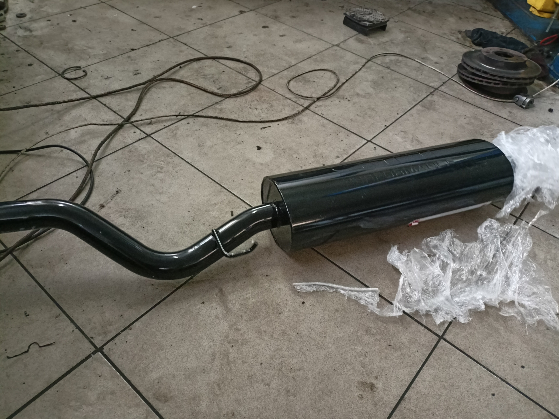 STT(мягкий бас) — LADA Приора седан, 1,6 л., 2012 года | тюнинг | DRIVE2