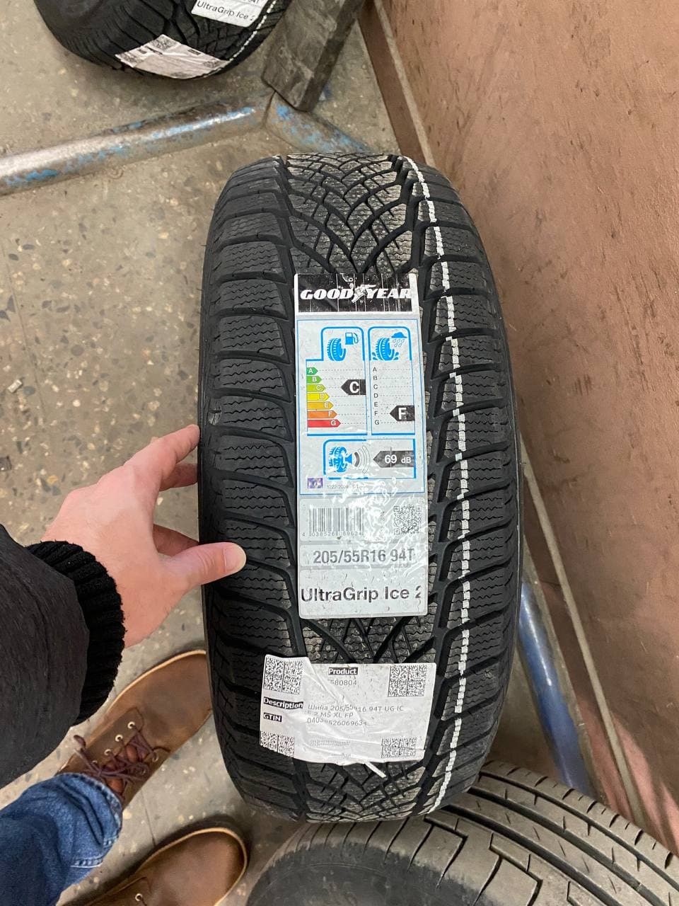 Новые шины Goodyear UltraGrip Ice 2 — Skoda Octavia A5 Mk2, 1,6 л, 2011 ...