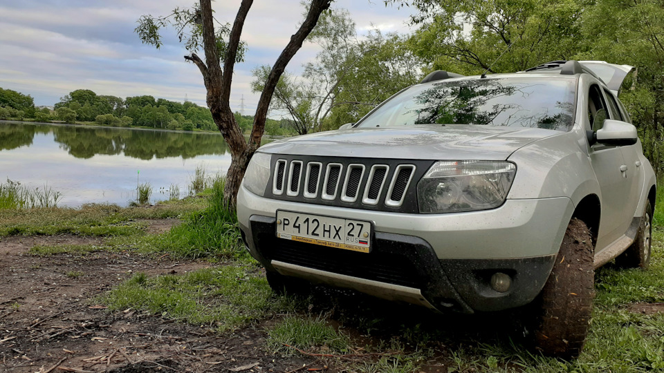 Регулировка спинки сидения — Renault Duster (1G), 1,6 л, 2013 года ...