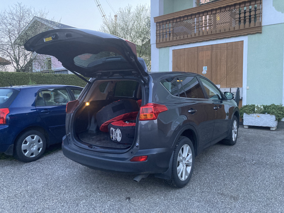 Уровень износа новой зимней резины за 1 зиму — Toyota RAV4 (IV), 2,2 л ...