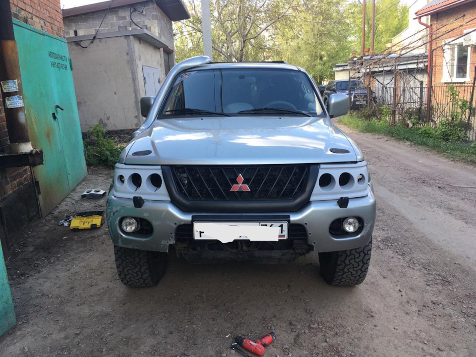 Паджеро спорт 1 тюнинг фар Закупка масок под модули Hella - Mitsubishi Pajero Sport (1G), 3 л, 2000 года тю