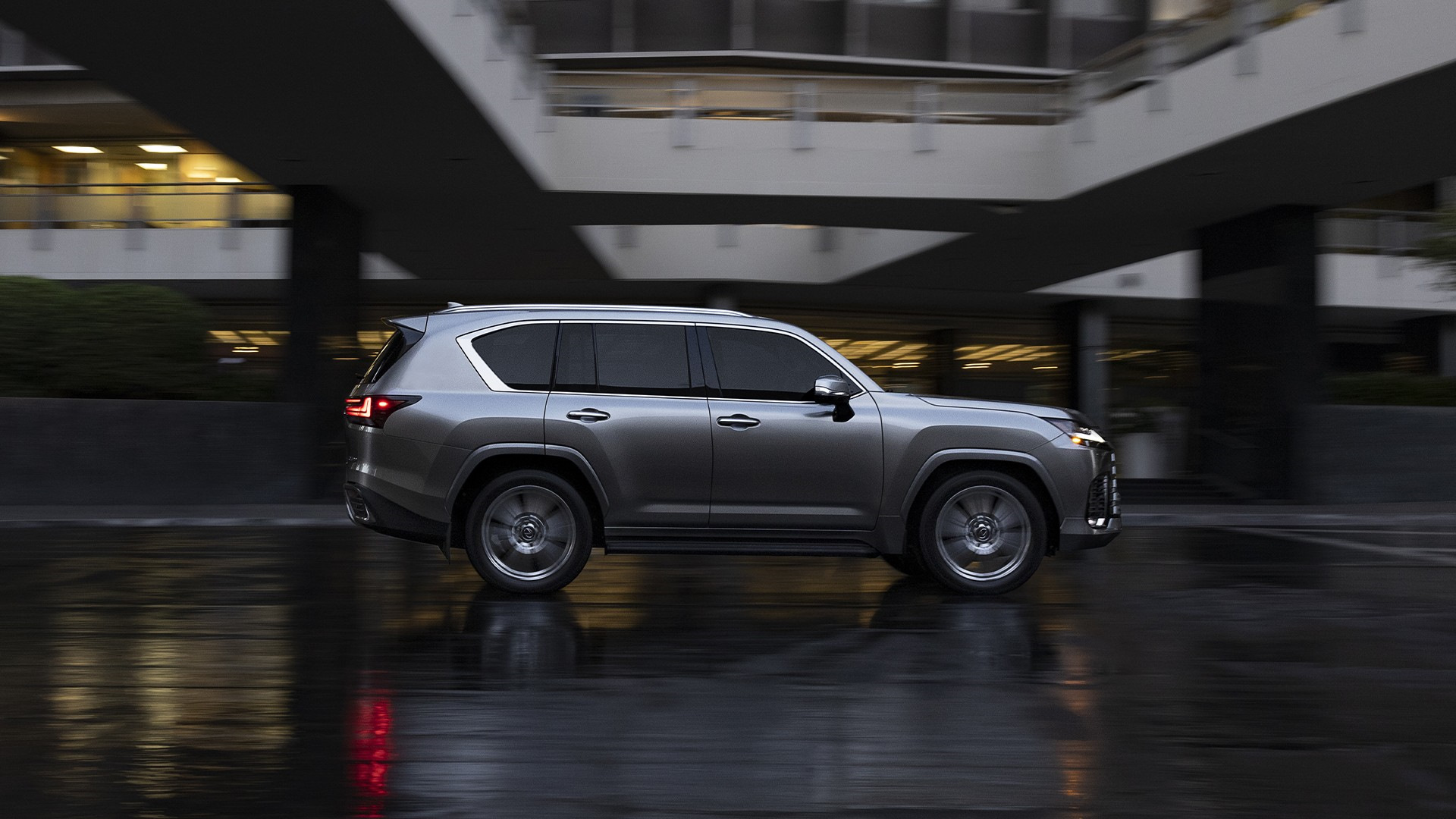 Lexus lx 600 фото