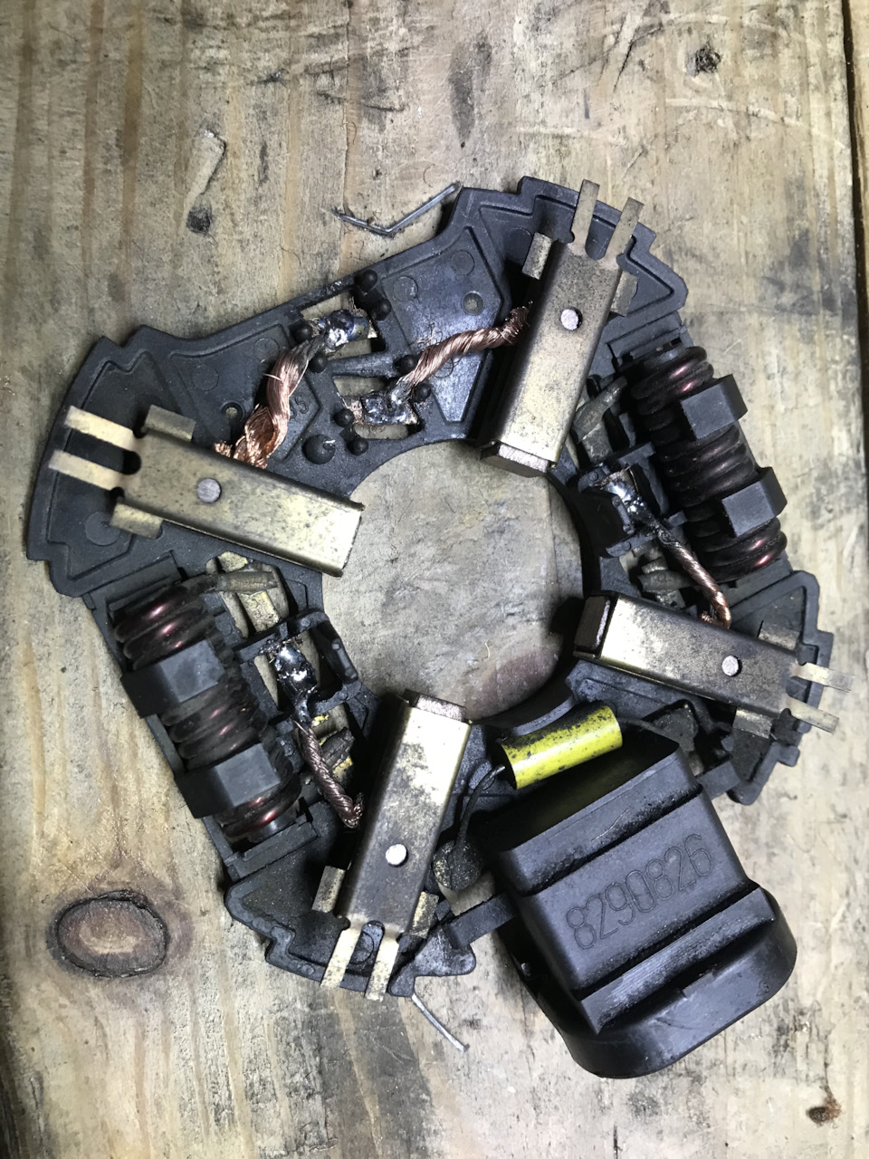 Ремонт вентиляторов охлаждения двигателя — Renault Espace IV, 2 л, 2008 ...