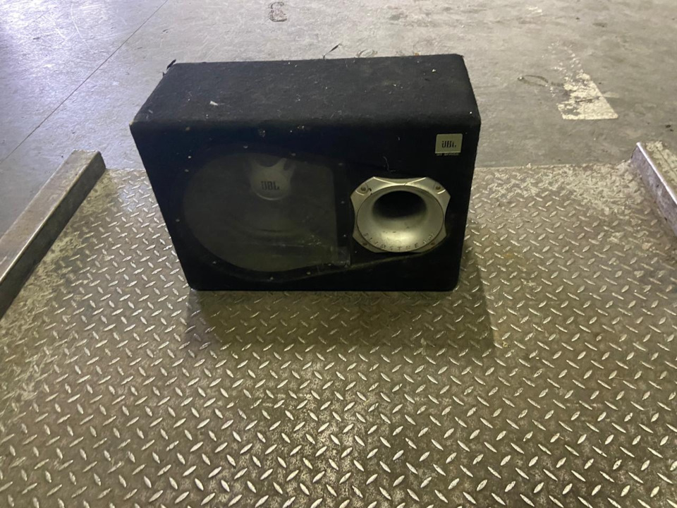 Пока решил установить автозвук. — Jeep Grand Cherokee (ZJ), 4 л, 1993 ...