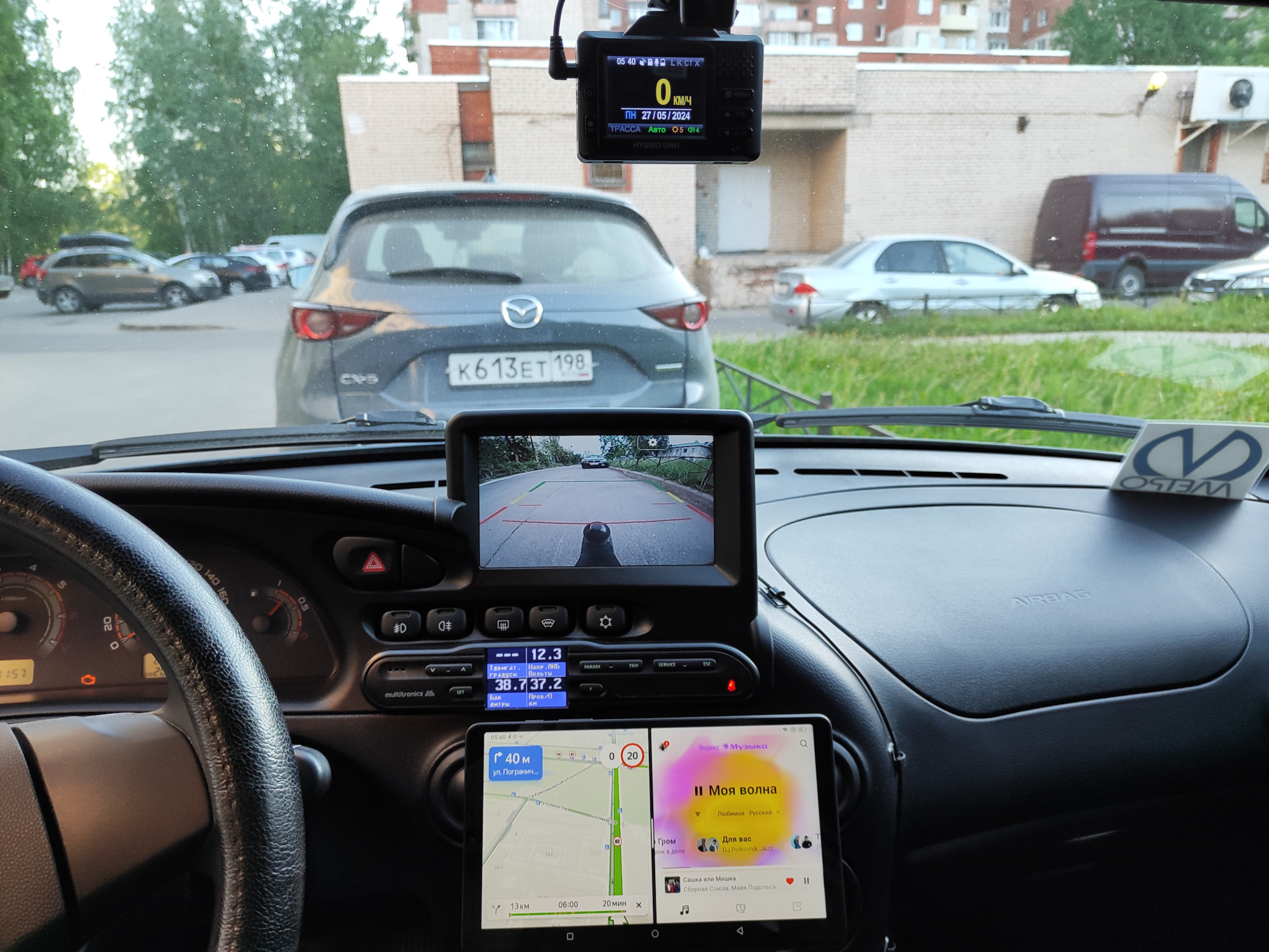 Планшет 8,7" в Ладу Ниву. — Chevrolet Niva (1G), 1,7 л, 2020 года ...