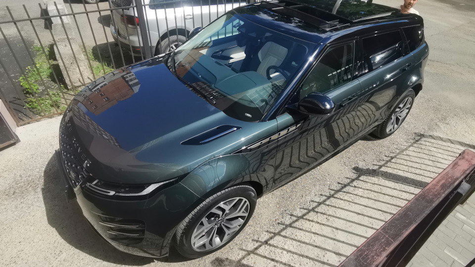 Land Rover Range Rover Evoque MHEV <Такса> 249 hp