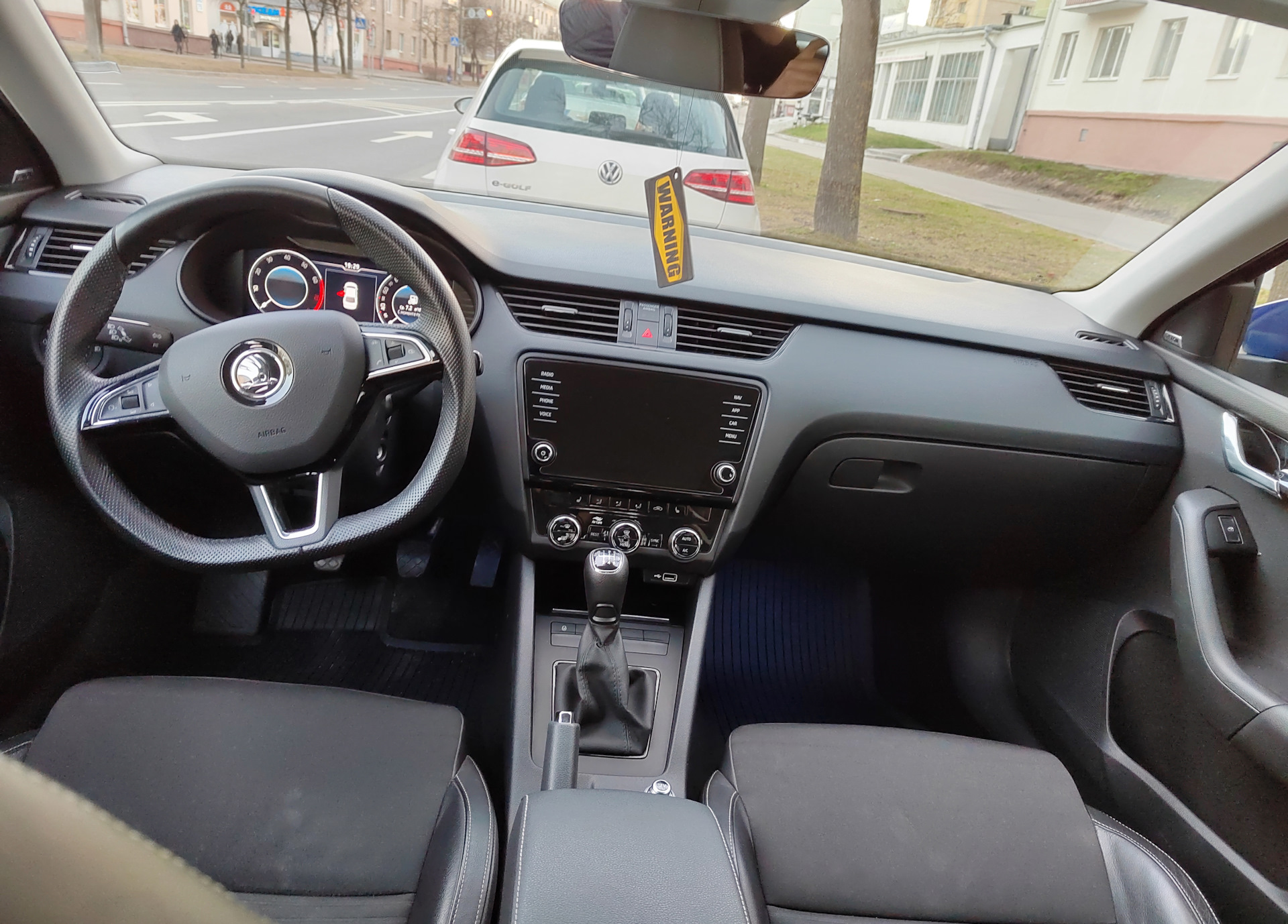 Новые коврики салона от Skoda Octavia A8. — Skoda Octavia A7 Mk3, 1,4 л ...