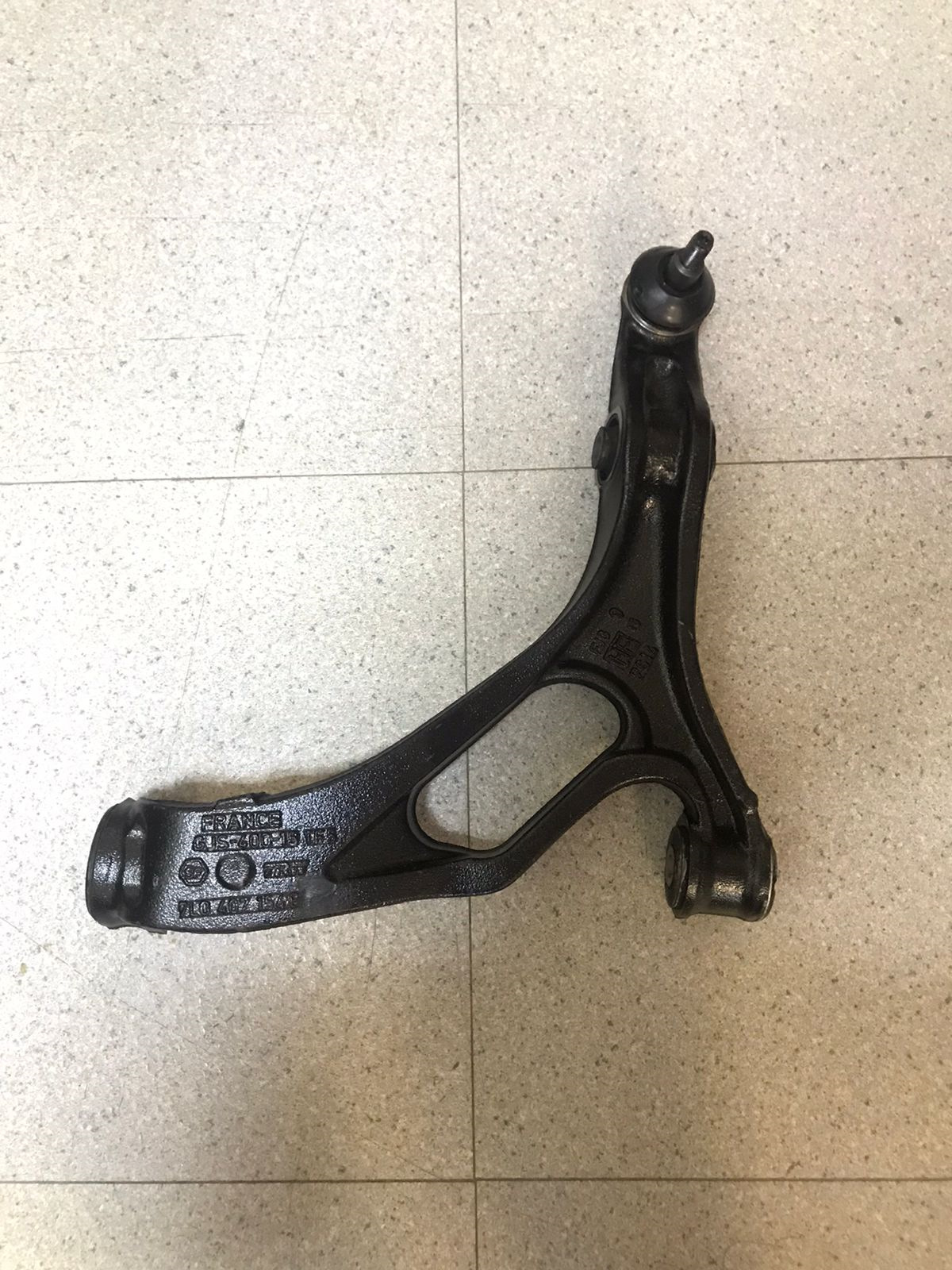 Пыльник шаровой опоры Volkswagen Touareg 1 поколение, GP 2002 — 2010 ...