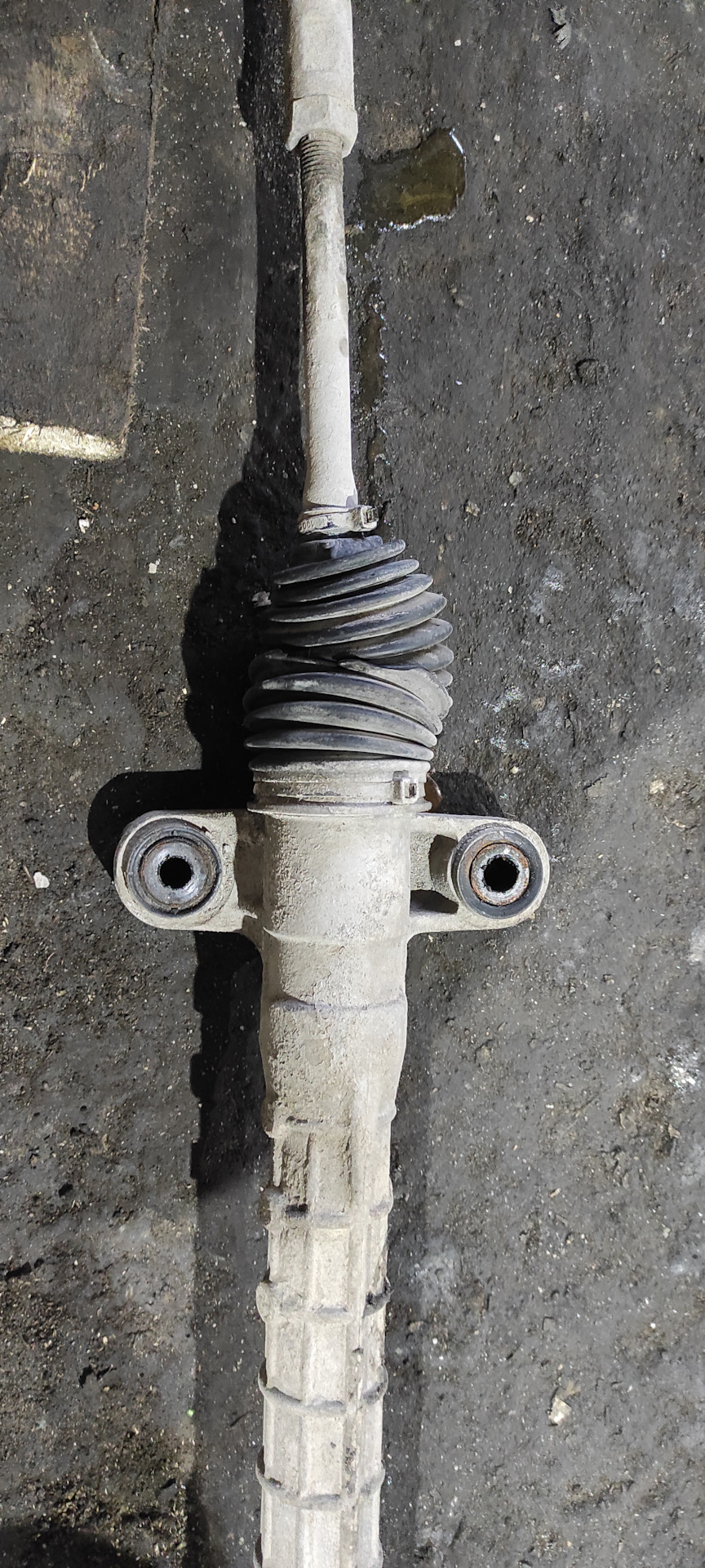 порвался пыльник на рейке — Toyota Corolla (120), 1,6 л, 2004 года ...