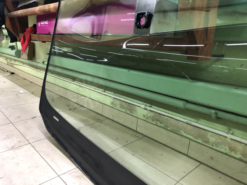 Замена лобового стекла BMW F10 — BMW 5 series (F10), 3 л, 2016 года ...