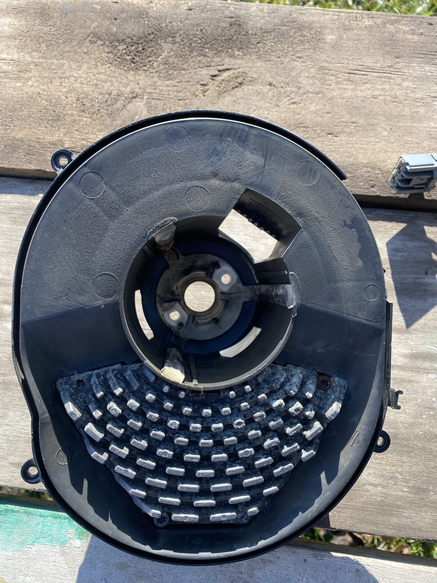 Все как у всех, засвистел моторчик печки… — Volvo XC90 (1G), 4,4 л ...