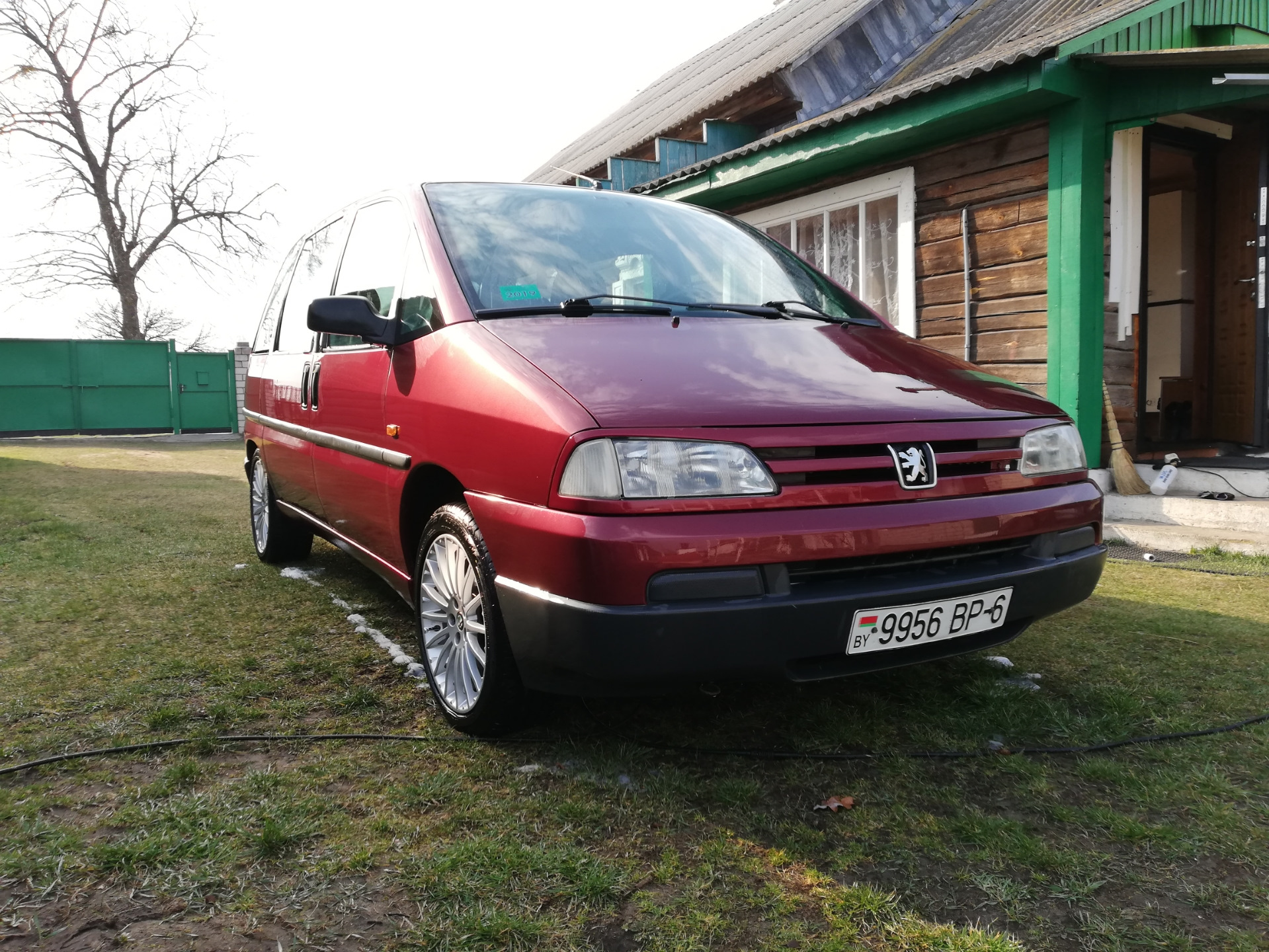 Пежо 806. Пежо 806 тюнинг. Диски на Пежо 806. Peugeot 806, 1995 тюнинг. Пежо 806 тюнинг фото.