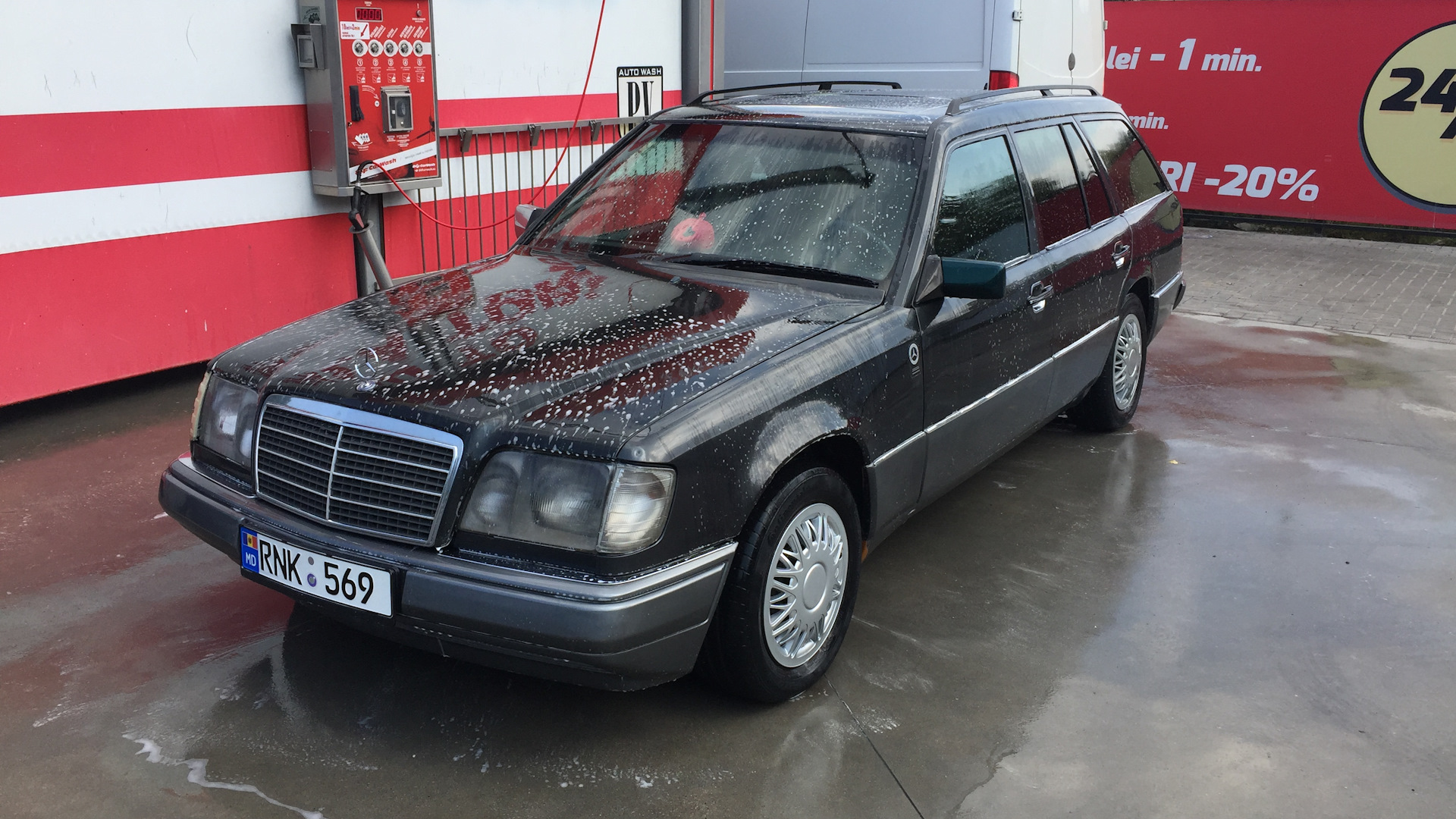 Mercedes-Benz E-class Estate (S124) 2.2 бензиновый 1994 | Вагончик на DRIVE2