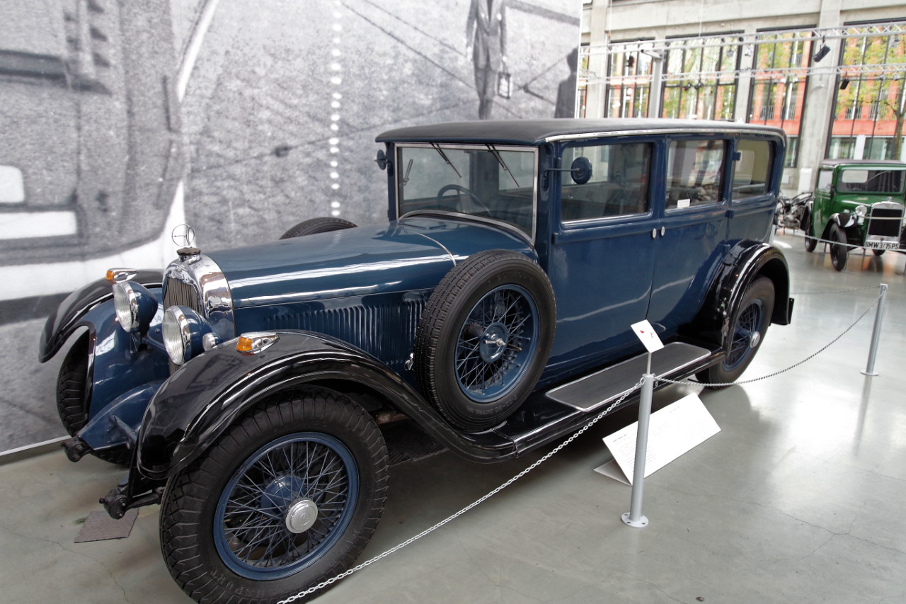 Daimler benz. Даймлер Бенц автомобиль. Даймлер 1929. Даймлер 1920. Даймлер автомобиль 1913 года.