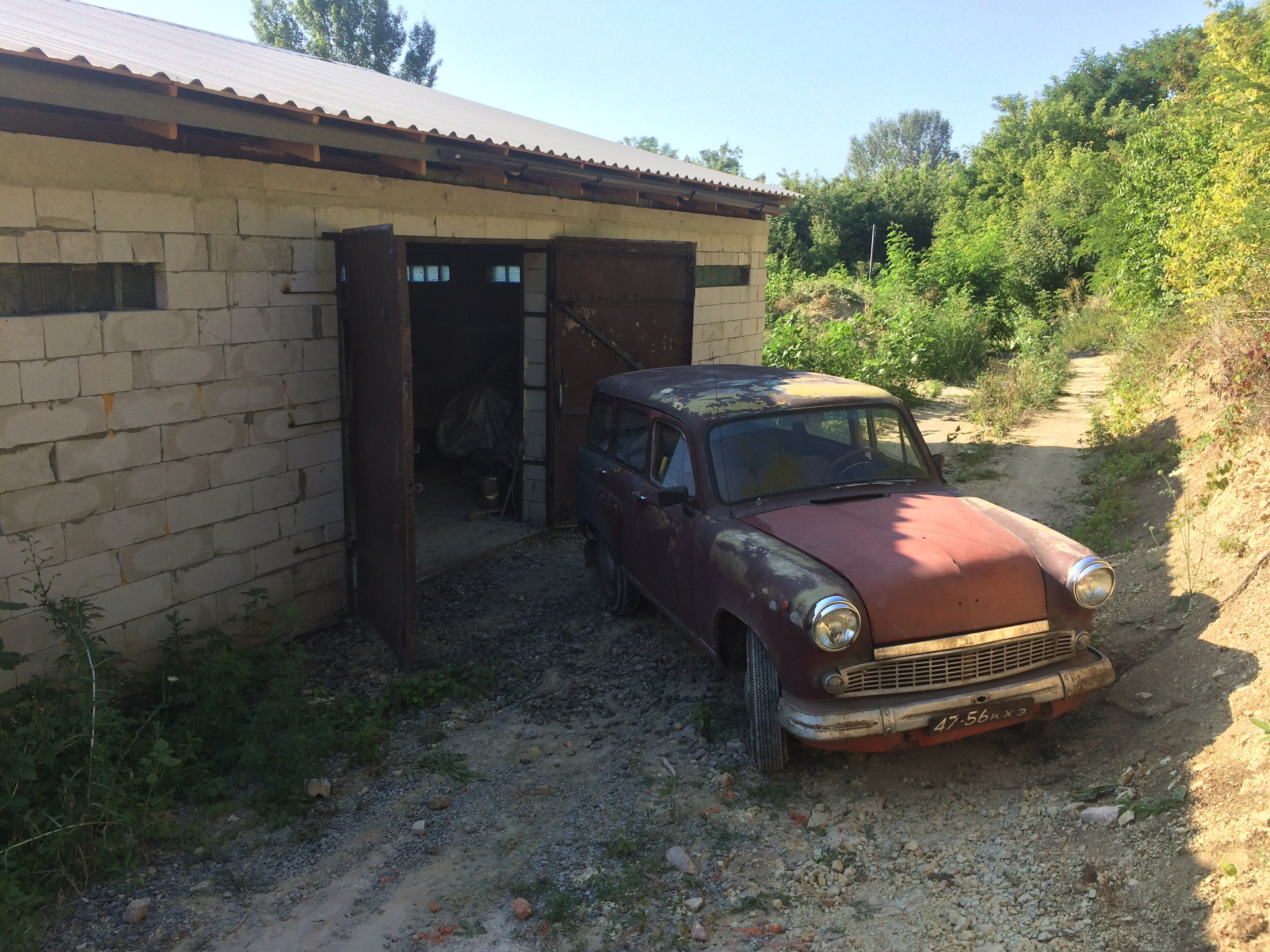 Переехали в новый бокс — Москвич 432, 1,3 л, 1964 года | аксессуары ...
