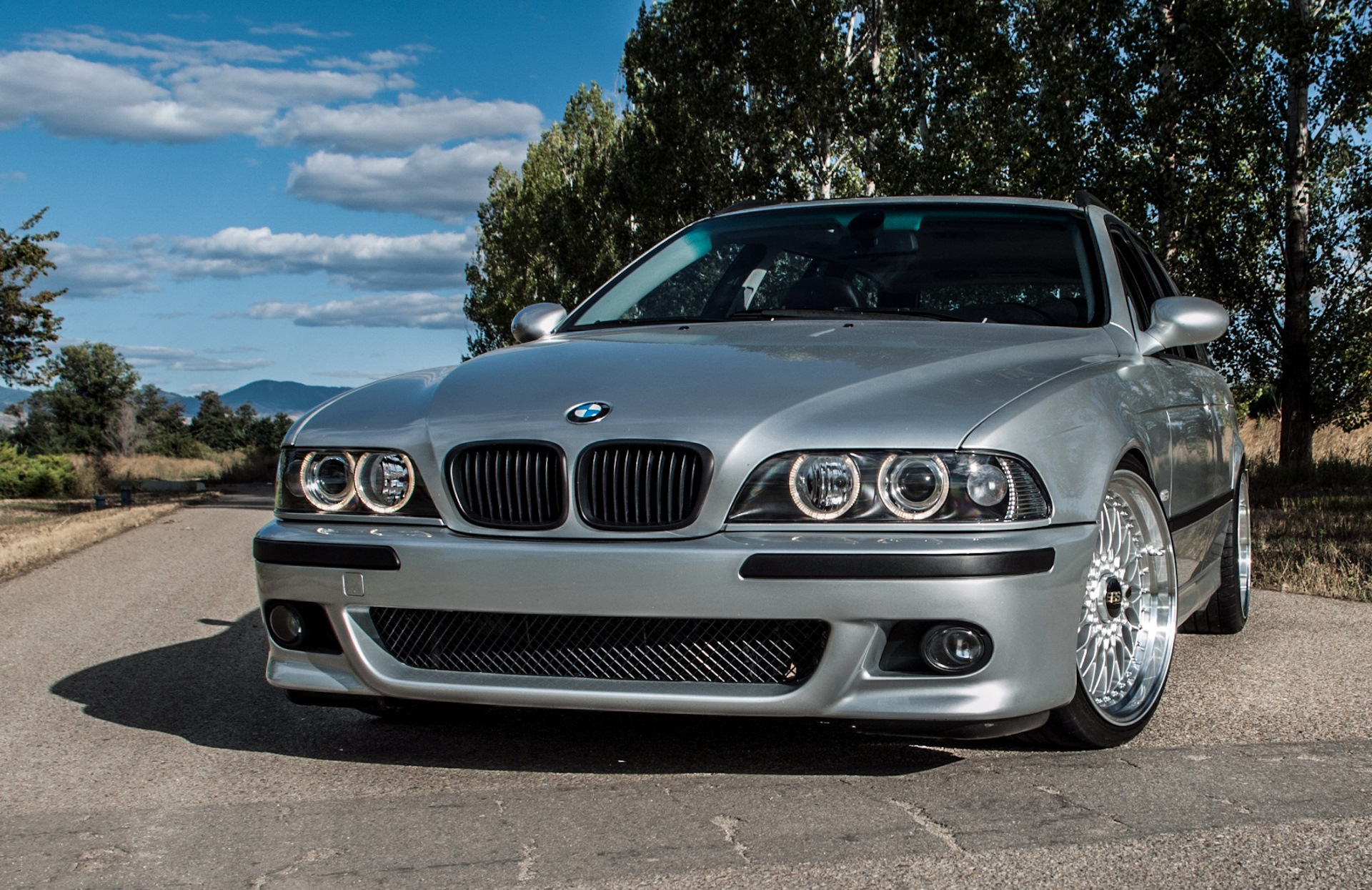 BMW m5 e39 девушка