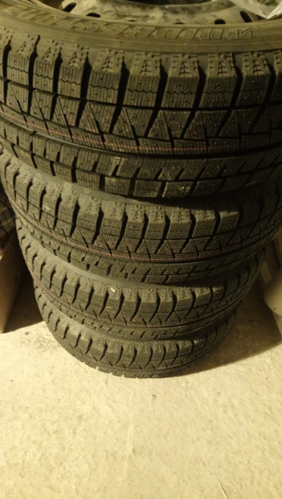 Зимняя резина на шевроле лачетти шипованная с дисками. Lacetti 185/65 r15. Зимняя резина на шевроле лачетти. Зимняя резина на шевроле лачетти. 185/65 r15 на лачетти.