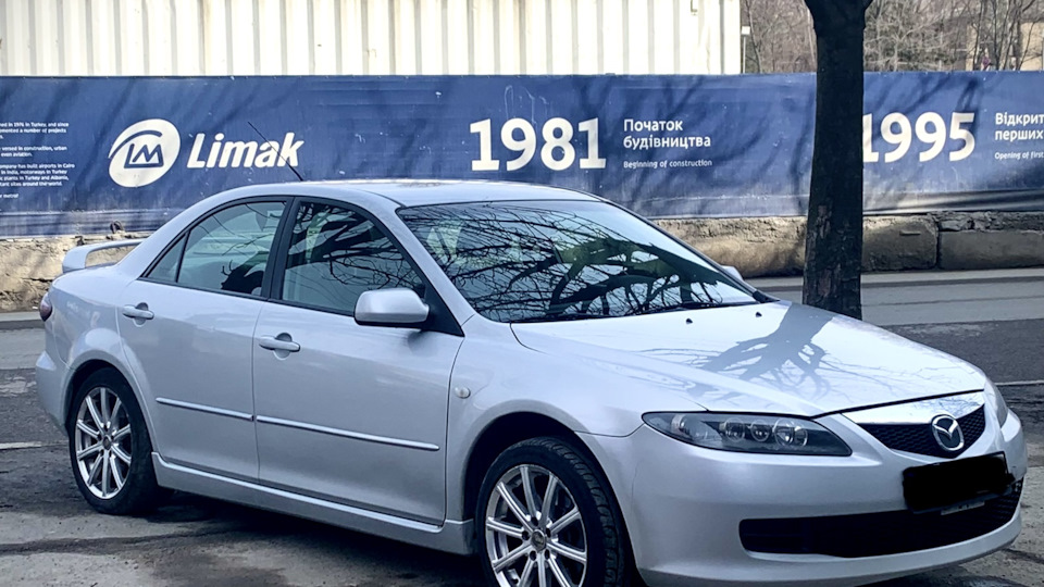 Мазда 6 пинается коробка