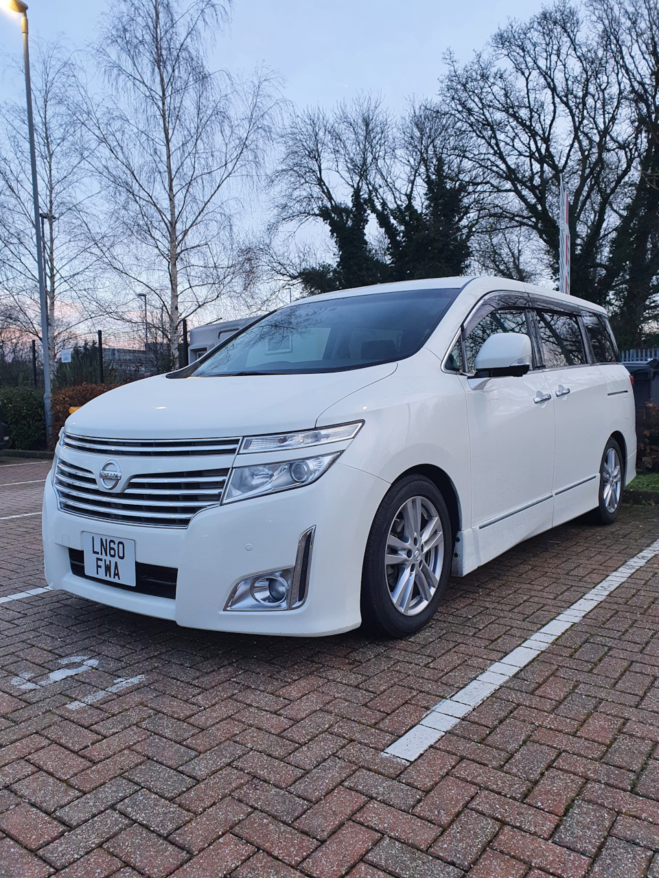 Какое то грустное завершение… — Nissan Elgrand (E52), 3,5 л, 2011 года |  продажа машины | DRIVE2