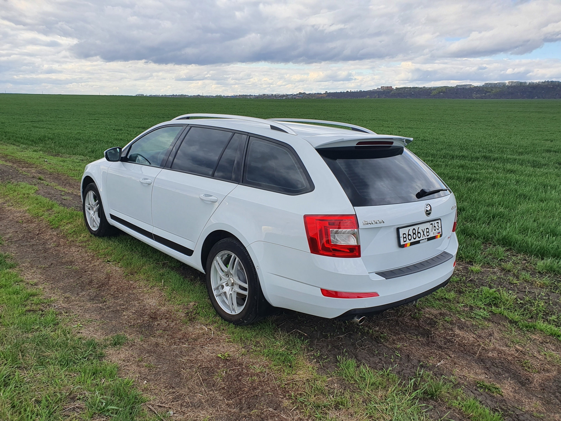 Skoda Octavia Combi 2014