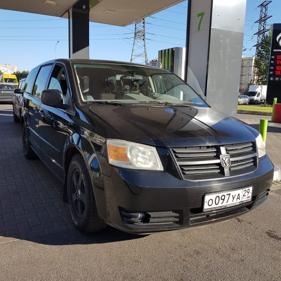 Наши ряды редеют — Dodge Grand Caravan (5G), 3,3 л, 2010 года | продажа  машины | DRIVE2