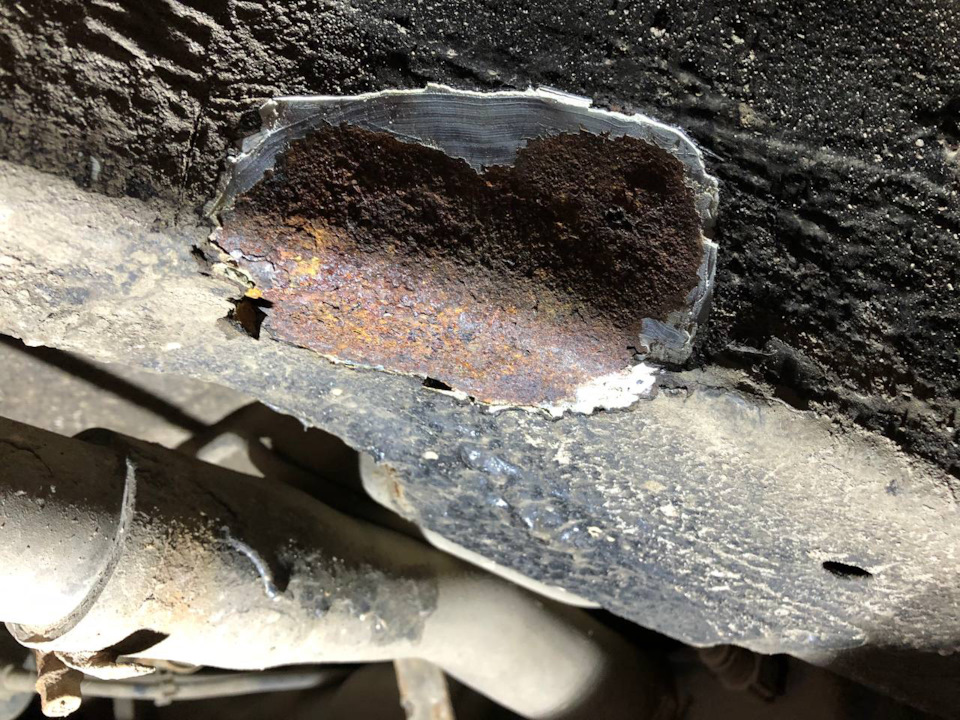 Коррозия ( часть 1) — Lada Приора седан, 1,6 л, 2013 года | кузовной ...