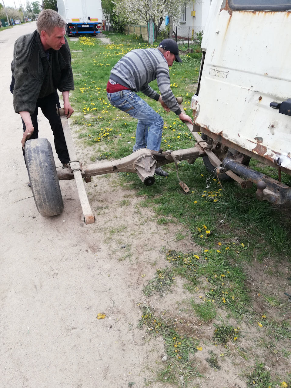 Достал с донора скоростной мост — Ford Transit (4G), 2,5 л, 1991 года ...