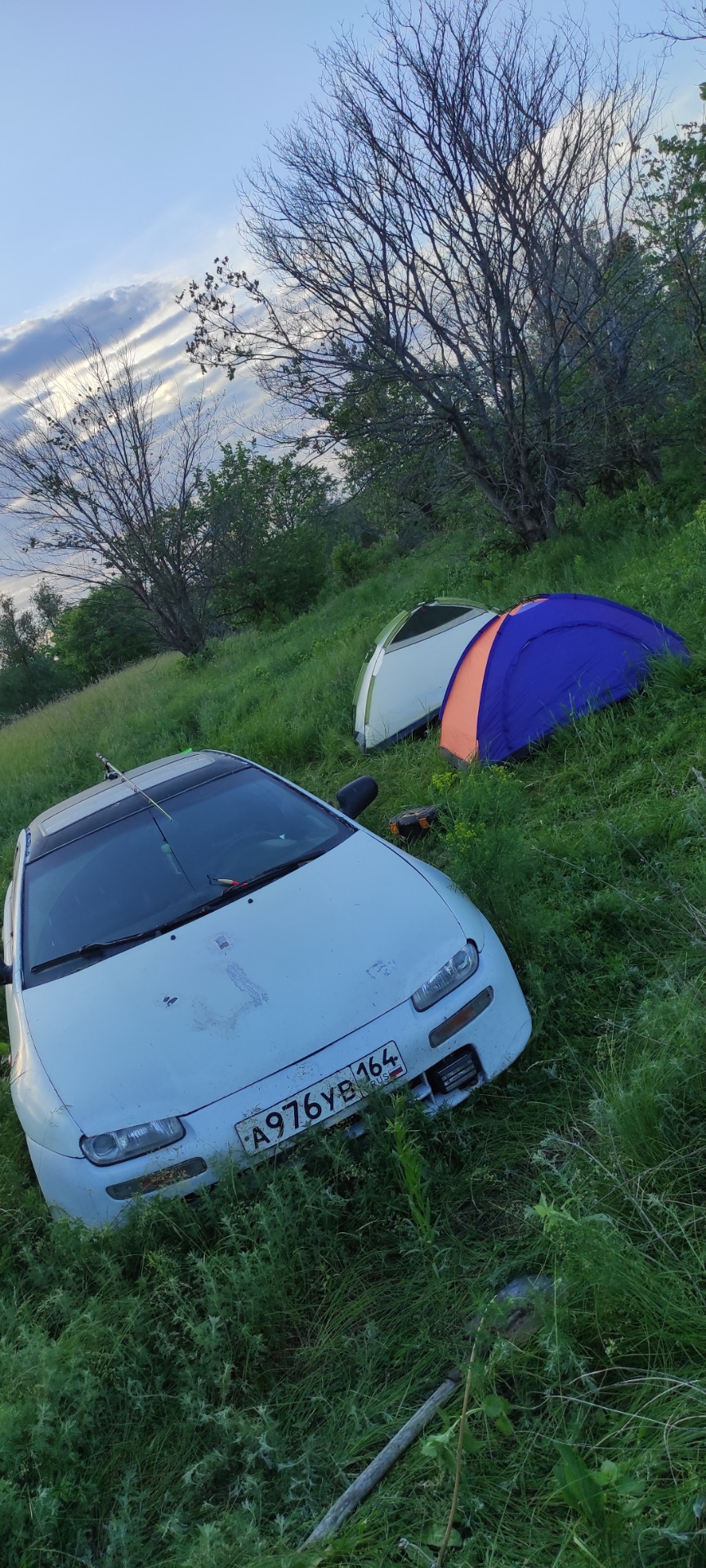 Мася, цвет устал, местами лопины, какой то умный маляр, накидал шпакли. —  Mazda 323 V, 1,5 л, 1998 года | своими руками | DRIVE2