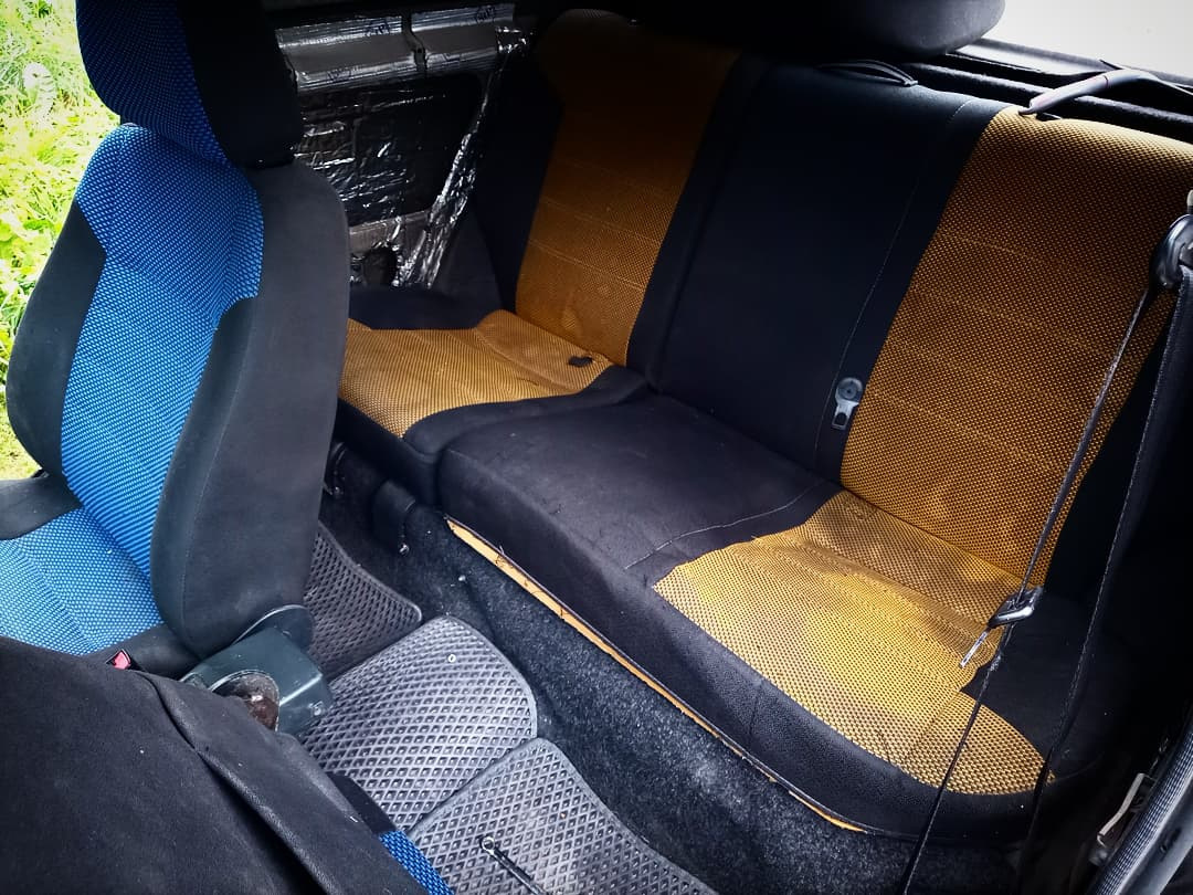 Замена заднего ряда сидений и карт — Lada 112 Coupe, 1,6 л, 2009 года ...