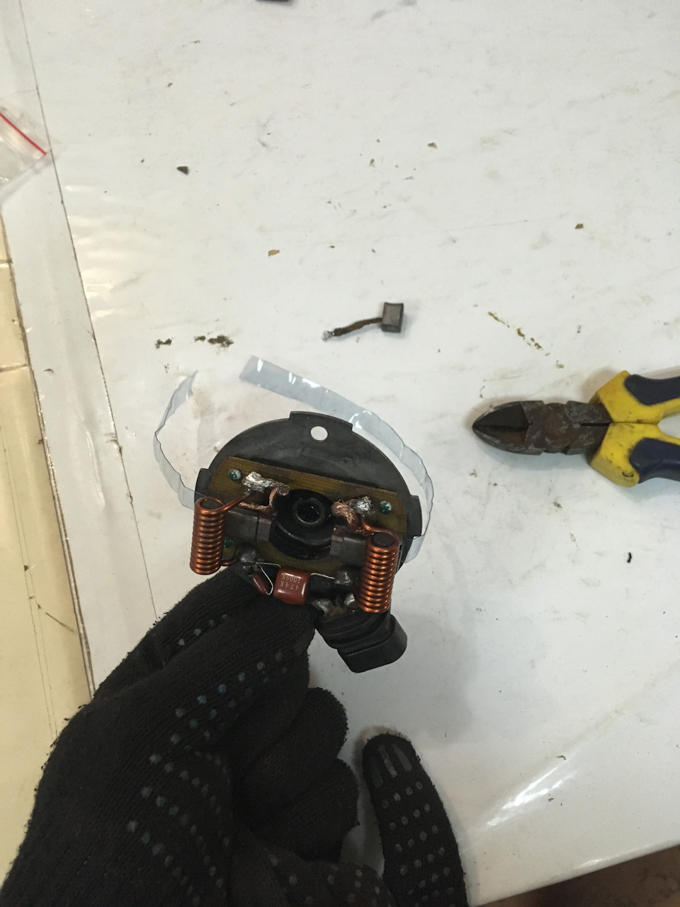 Ремонт печки ( замена щёток мотора печки) — Lada Калина Универсал (1G ...