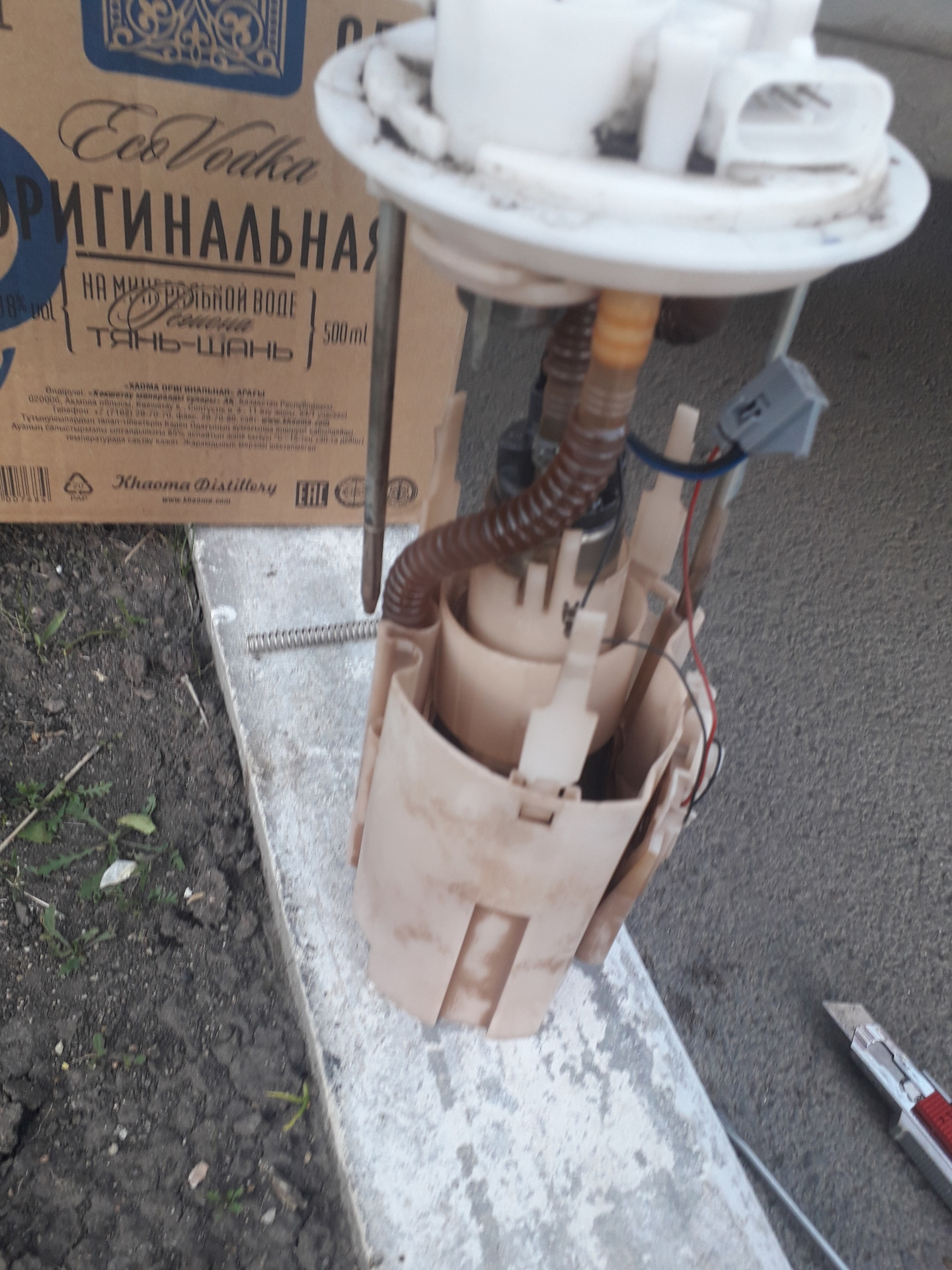 Сетка бензонасоса — Lada Приора универсал, 1,6 л, 2013 года | своими ...