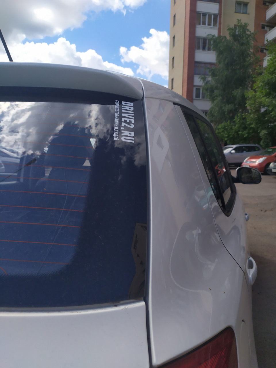 Наклеечка — Skoda Fabia Mk2, 1,4 л, 2012 года | стайлинг | DRIVE2