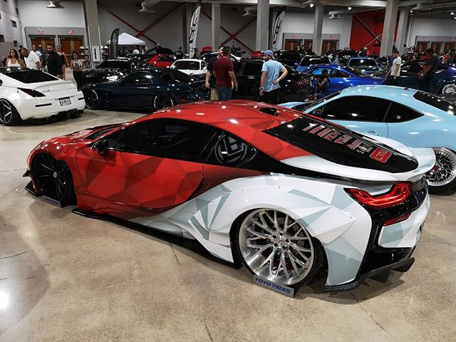 Car gr. Аренда авто греция. 3. Opensooq. Versace на машину.