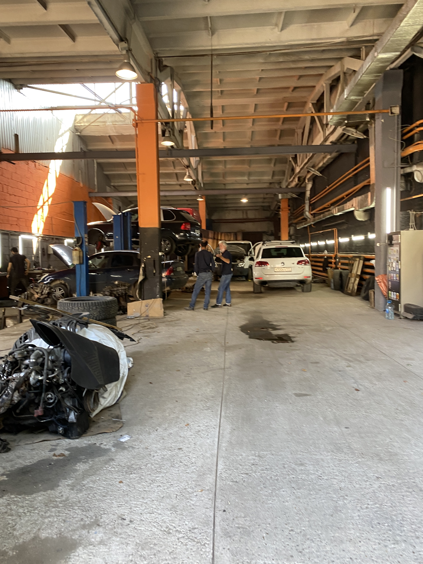 Замена поликлинового ремня — Volkswagen Touareg (2G), 3 л, 2014 года ...
