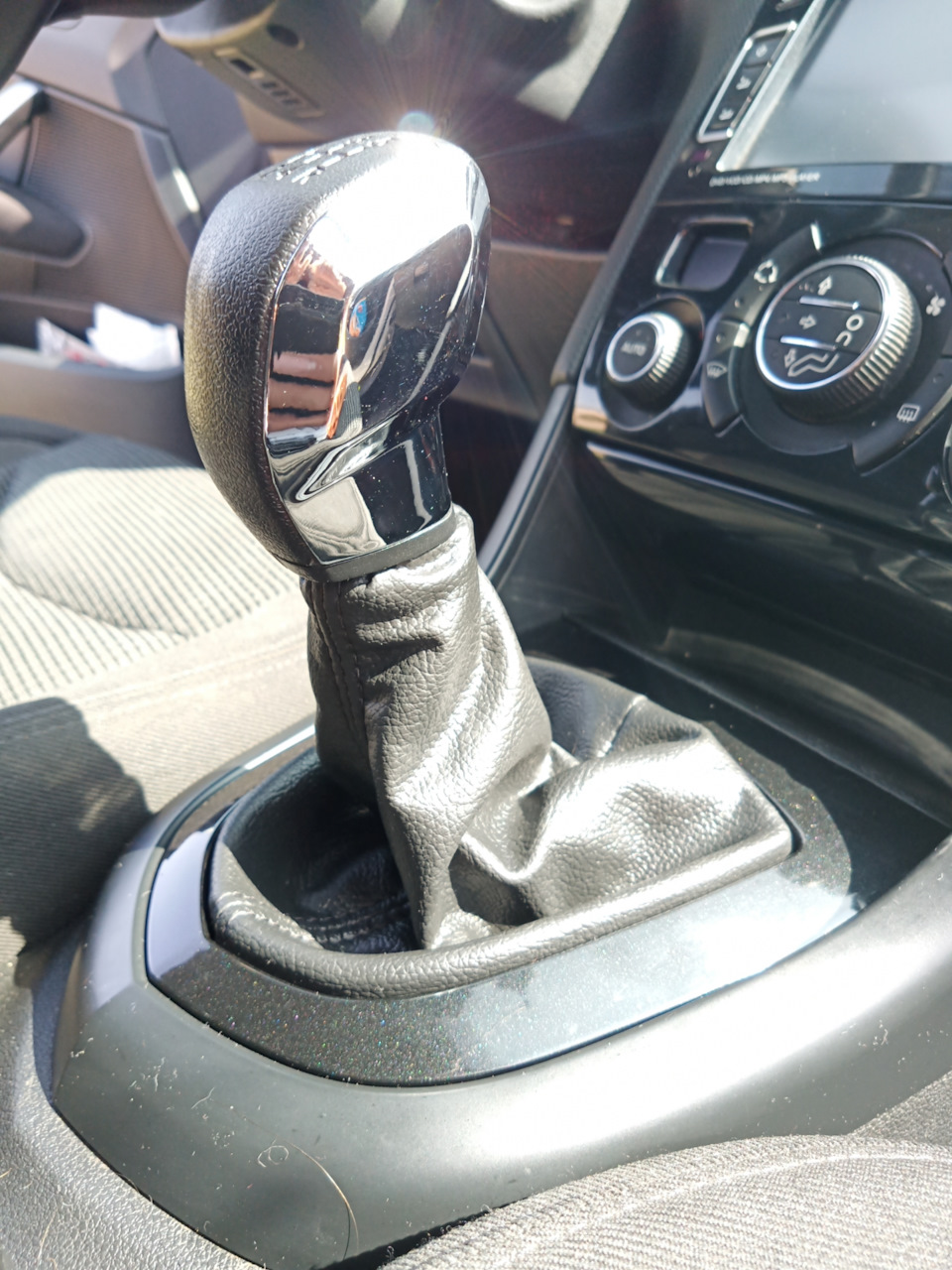 Фото в бортжурнале Peugeot 408 (1G)