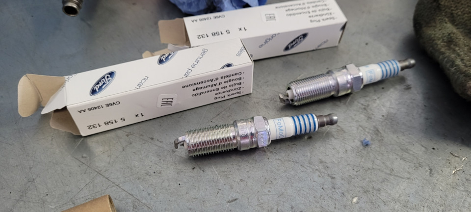 5158132 Свеча зажигания / 2,0/2,3/2,5 Duratec/Dohc 07~ Ford | Запчасти ...