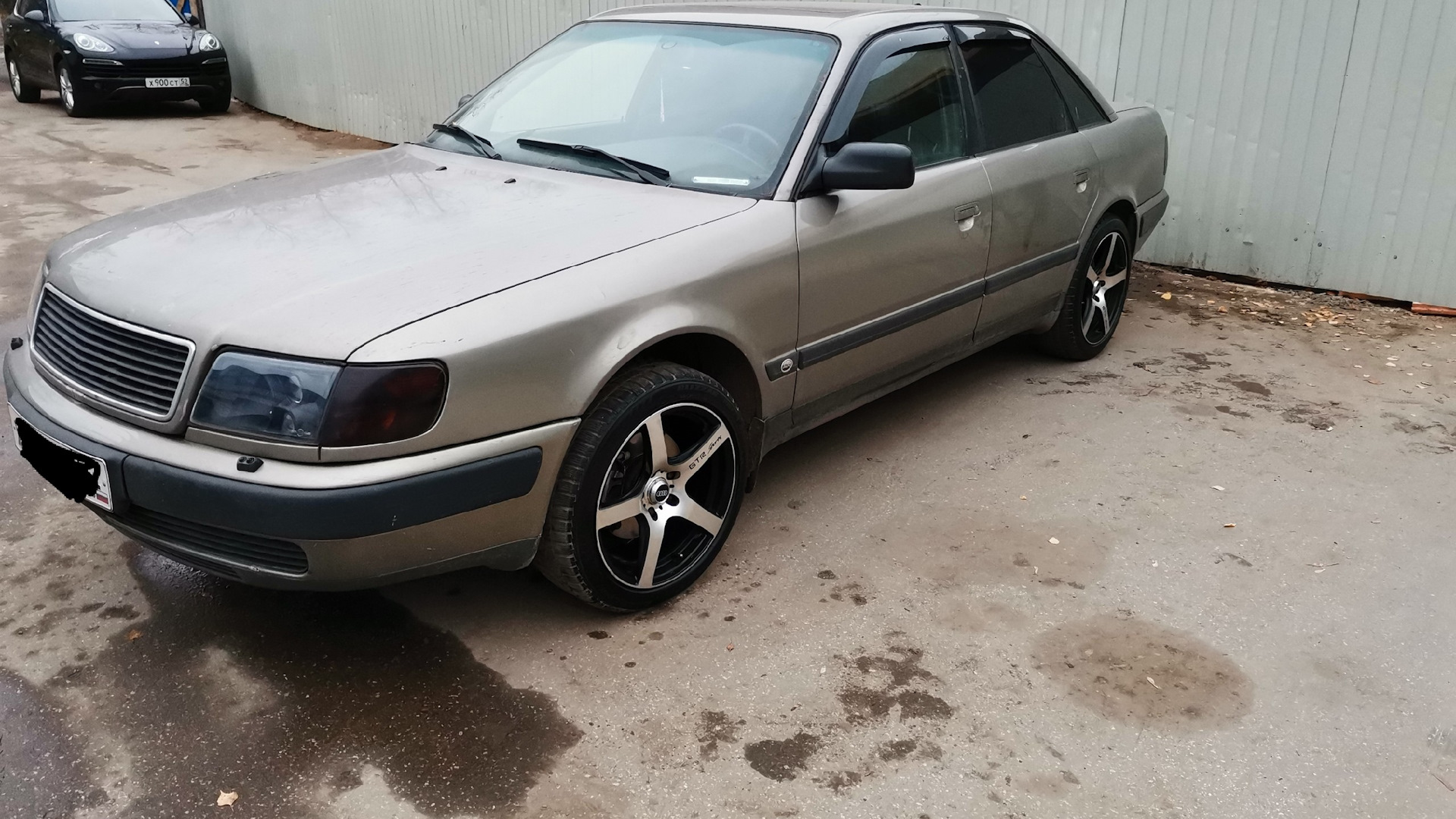 Audi 100 aar. Ауди 100 1991 года 2.3 переходная. Ауди с 100 с4 1991-1993. Ауди 100 с4 2.3 серебро 1991. Ауди 100 1991 с люком коричневая