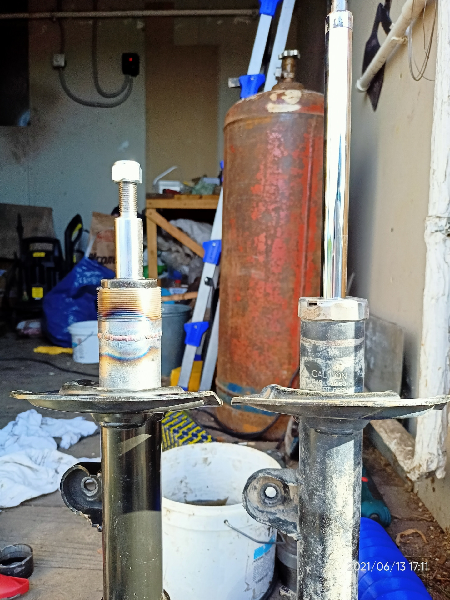 Переделка передних амортизаторов в разборные — SsangYong Actyon (2G), 2 ...