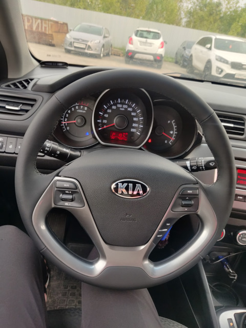 Kia Rio 2021 руль