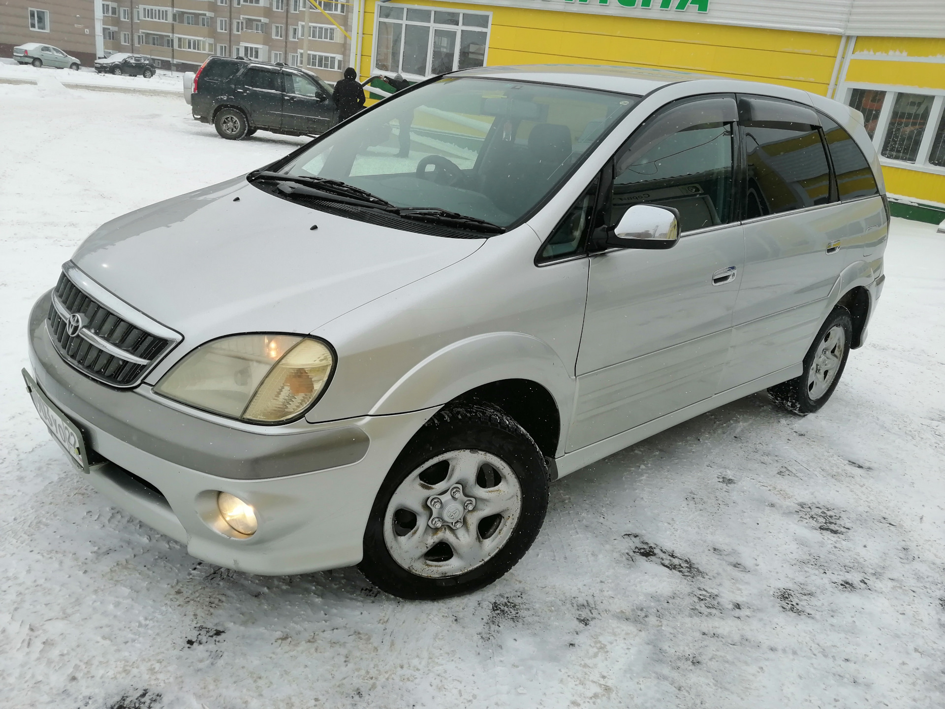 Toyota nadia. Тойота Надя Су. Тойота Надя 2000 год. Тойота Надия тайп Су 2000. Диски для Toyota Nadia.