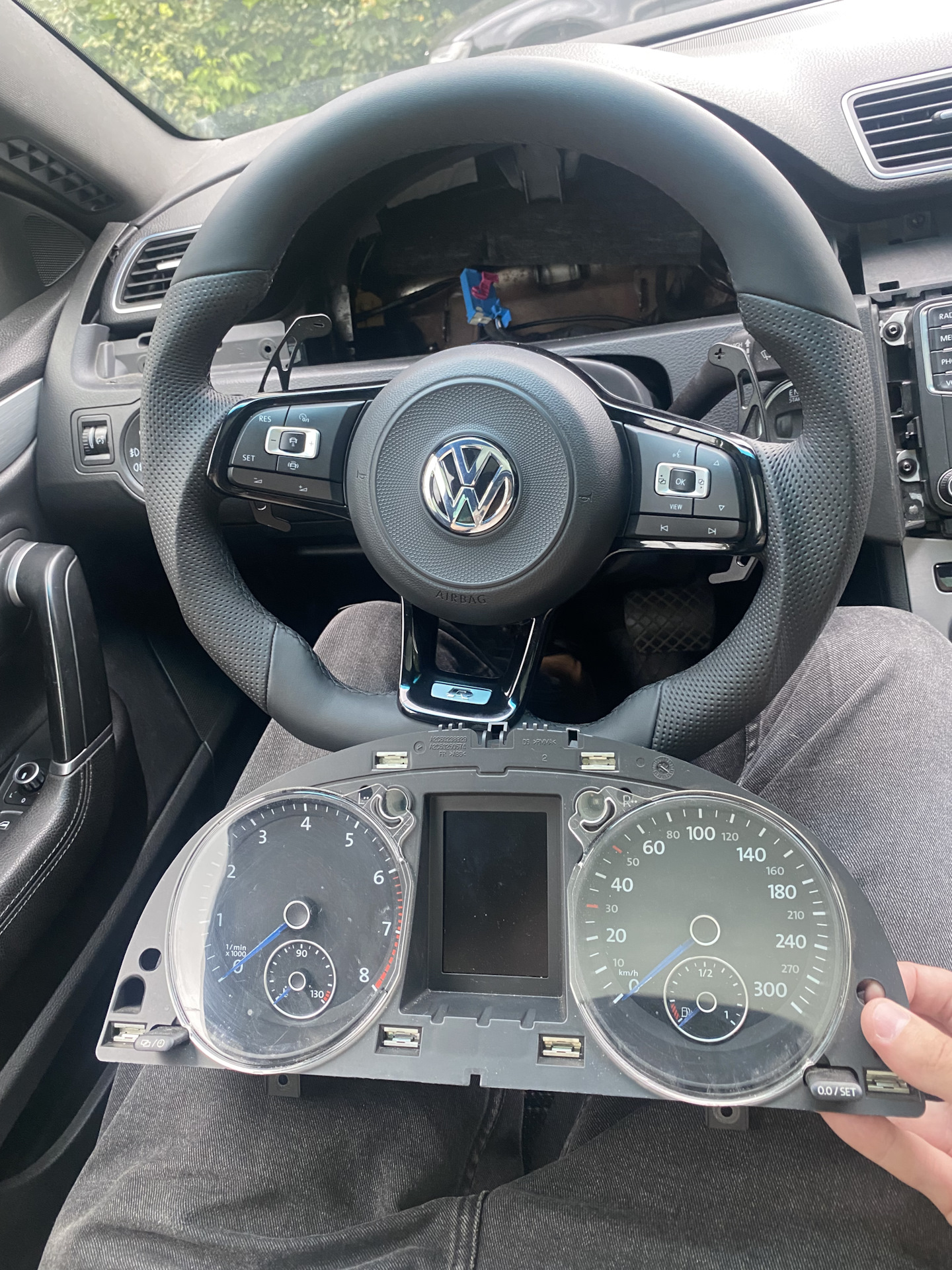 98. Распайка панели приборов. Откат к софту 7хх. — Volkswagen Passat CC ...