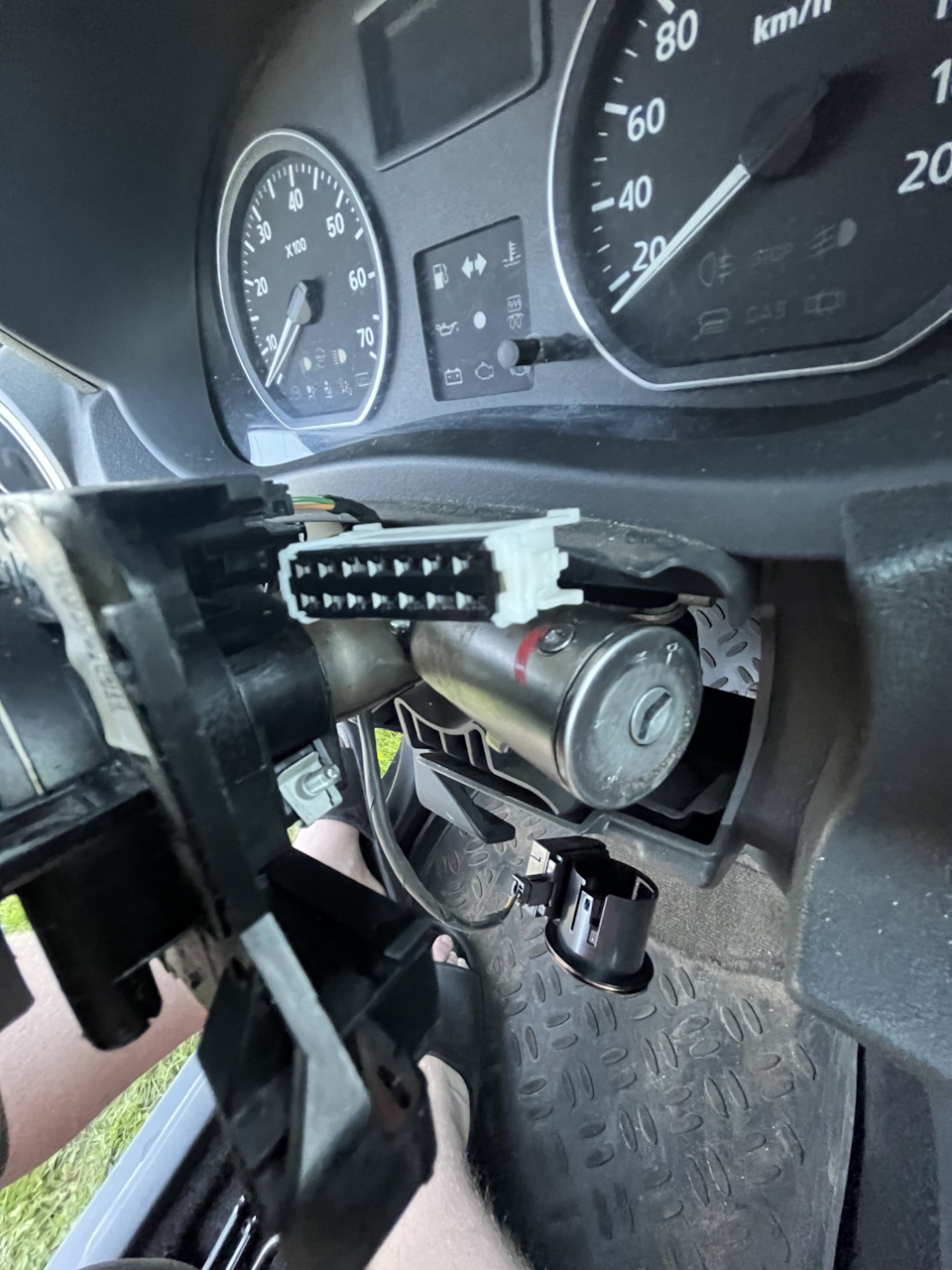 Неудачная замена подрулевого переключателя - Nissan Almera V (G11/15), 1,6 л, 20
