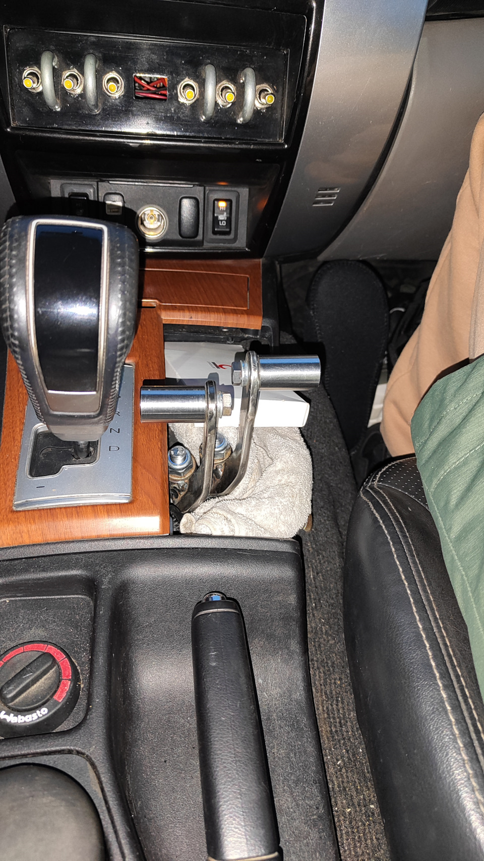 Ну и сами рычаги — Mitsubishi Pajero Sport (2G)