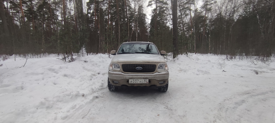 Фото в бортжурнале Ford Expedition (1G)