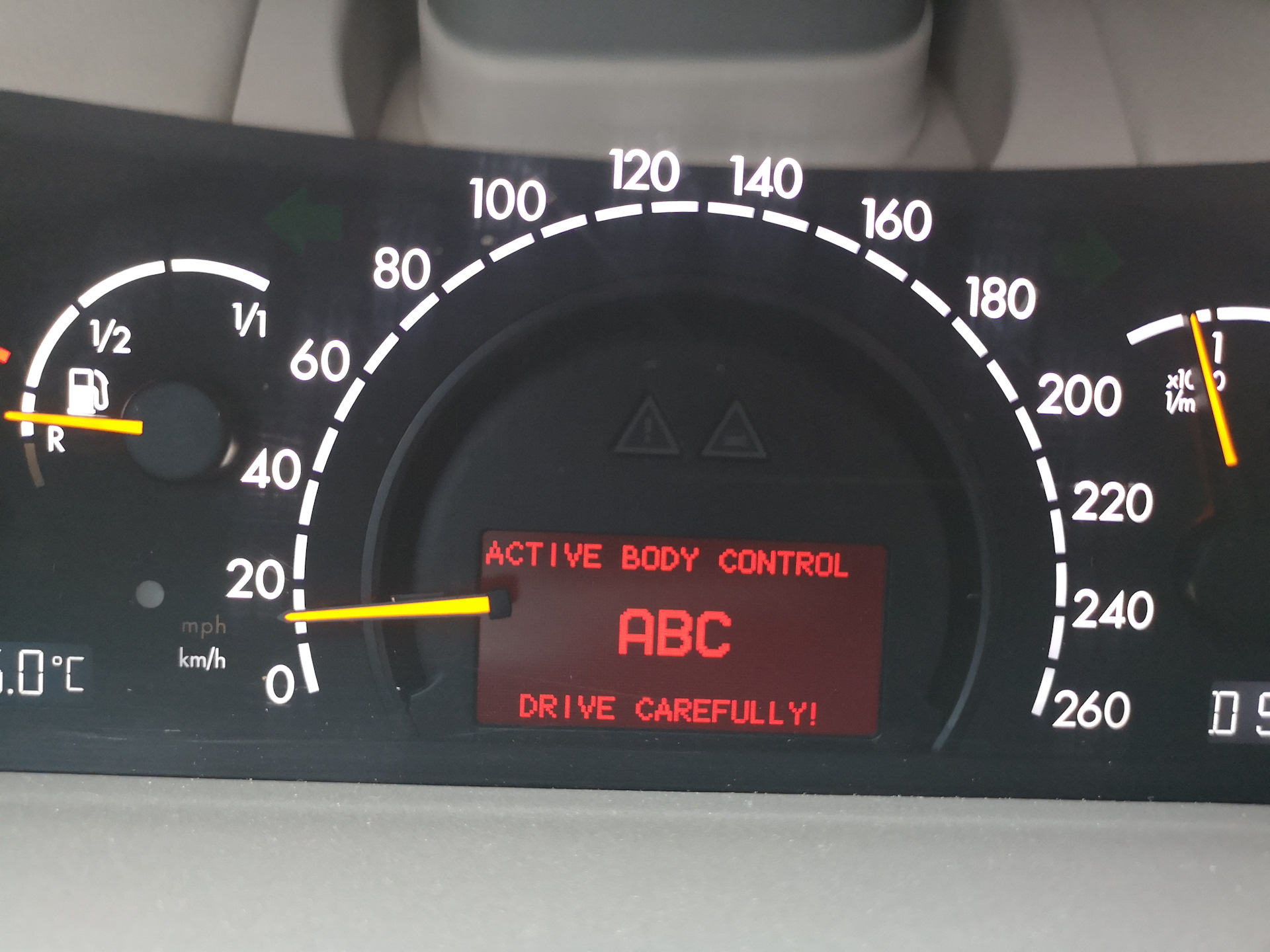 I drive carefully than my. Active body Control. ABC Controller. 2542378b Drive. E-Active body Control.