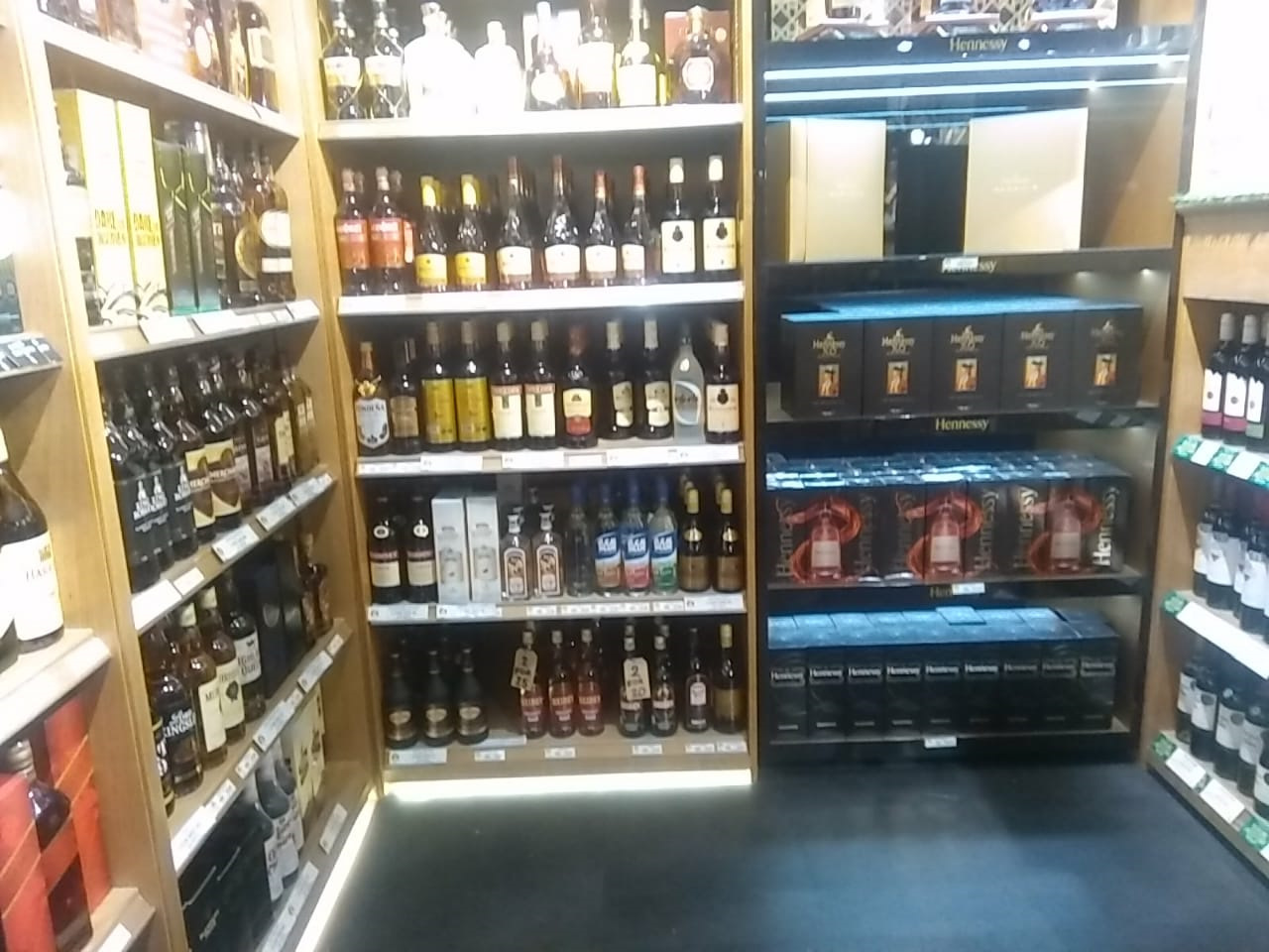 ночные магазины рядом со мной алкогольные. место мечты с алкоголем. день ночь магазин алкоголя. алкоголь в москве. ночные магазины рядом со мной алкогольные.