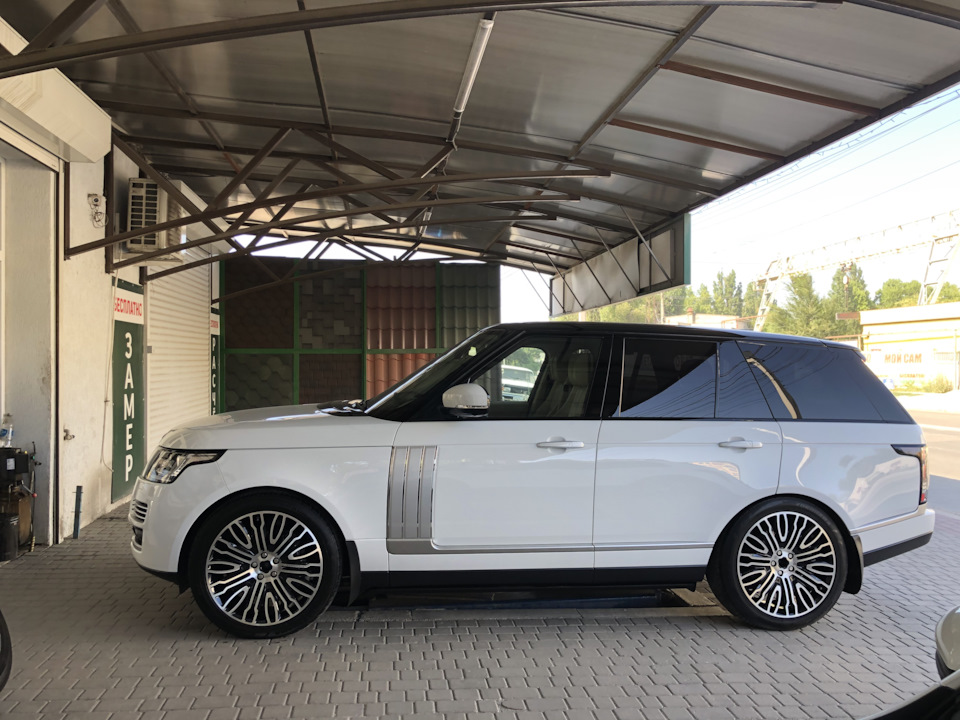 Range rover l405 фото